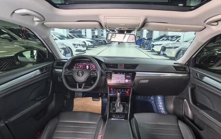 Skoda Superb III рестайлинг, 2022 год, 1 843 000 рублей, 8 фотография