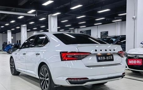 Skoda Superb III рестайлинг, 2022 год, 1 843 000 рублей, 4 фотография
