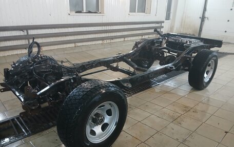 Nissan Terrano II рестайлинг, 1992 год, 400 000 рублей, 18 фотография