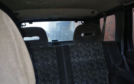 Nissan Terrano II рестайлинг, 1992 год, 400 000 рублей, 23 фотография