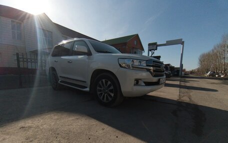 Toyota Land Cruiser 200, 2018 год, 8 500 000 рублей, 2 фотография