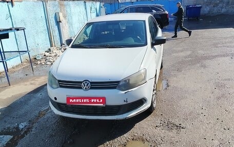 Volkswagen Polo VI (EU Market), 2013 год, 340 000 рублей, 3 фотография