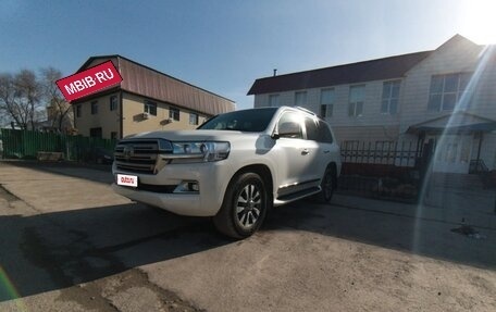 Toyota Land Cruiser 200, 2018 год, 8 500 000 рублей, 3 фотография