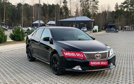Toyota Camry, 2014 год, 1 350 000 рублей, 2 фотография