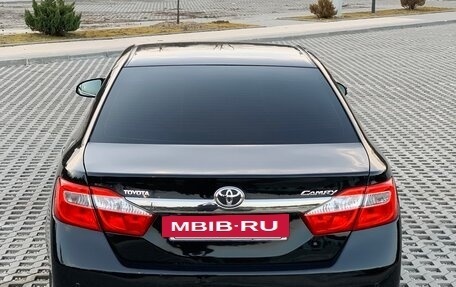 Toyota Camry, 2014 год, 1 350 000 рублей, 10 фотография
