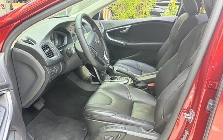 Volvo V40 II рестайлинг, 2018 год, 1 250 000 рублей, 5 фотография