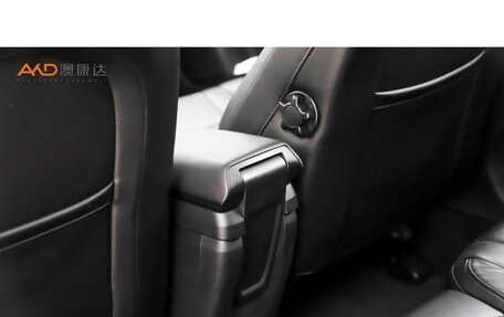 Volvo V40 II рестайлинг, 2018 год, 1 250 000 рублей, 10 фотография