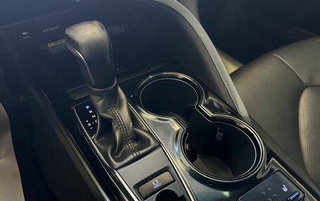Toyota Camry, 2021 год, 2 990 000 рублей, 12 фотография