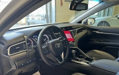 Toyota Camry, 2021 год, 2 990 000 рублей, 7 фотография