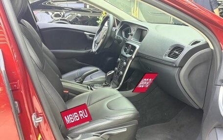 Volvo V40 II рестайлинг, 2018 год, 1 250 000 рублей, 8 фотография