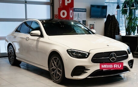 Mercedes-Benz E-Класс, 2021 год, 5 738 000 рублей, 2 фотография