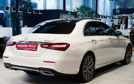 Mercedes-Benz E-Класс, 2021 год, 5 738 000 рублей, 4 фотография