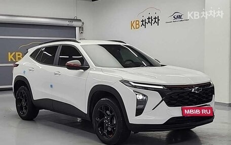 Chevrolet Trax, 2023 год, 1 576 030 рублей, 2 фотография