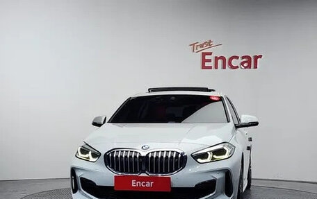 BMW 1 серия, 2022 год, 2 146 030 рублей, 2 фотография