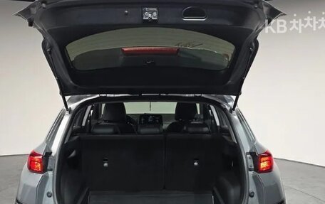 Hyundai Kona I, 2022 год, 1 720 000 рублей, 5 фотография