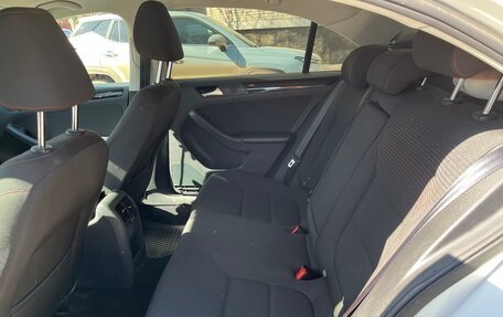 Volkswagen Jetta VI, 2018 год, 1 700 000 рублей, 3 фотография