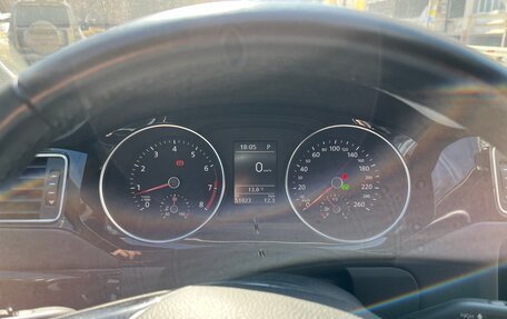 Volkswagen Jetta VI, 2018 год, 1 700 000 рублей, 2 фотография