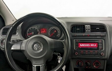 Volkswagen Polo VI (EU Market), 2014 год, 890 000 рублей, 21 фотография