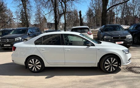 Volkswagen Jetta VI, 2018 год, 1 700 000 рублей, 10 фотография