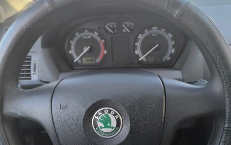 Skoda Fabia I, 2004 год, 350 000 рублей, 14 фотография