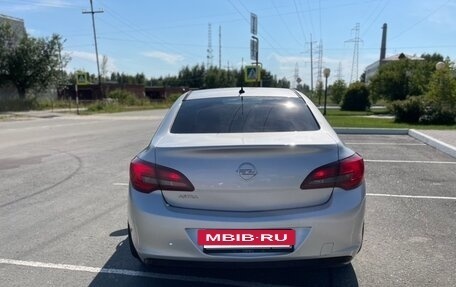 Opel Astra J, 2013 год, 850 000 рублей, 3 фотография