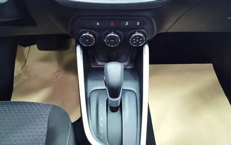 Chevrolet Monza, 2022 год, 910 050 рублей, 9 фотография