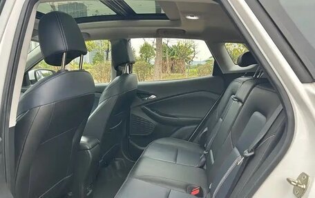 Chevrolet Tracker, 2022 год, 1 190 050 рублей, 14 фотография