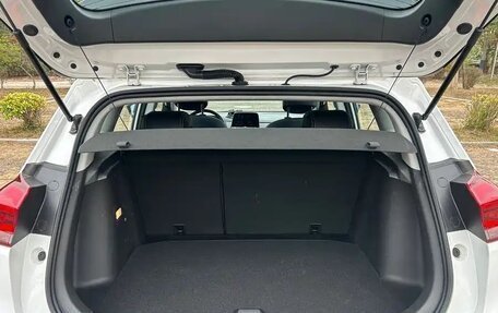 Chevrolet Tracker, 2022 год, 1 190 050 рублей, 21 фотография