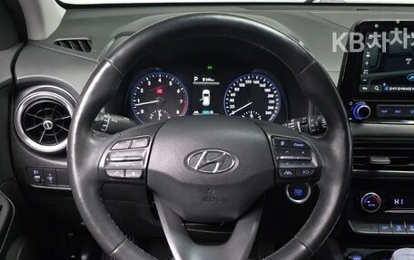 Hyundai Kona I, 2022 год, 1 720 000 рублей, 14 фотография