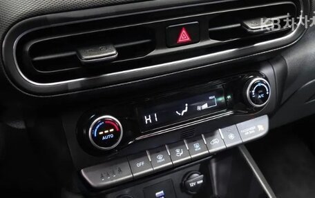 Hyundai Kona I, 2022 год, 1 720 000 рублей, 17 фотография