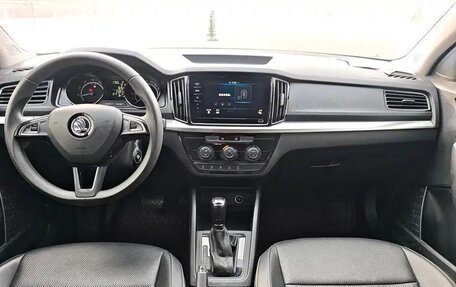 Skoda Kamiq I, 2022 год, 1 440 050 рублей, 6 фотография