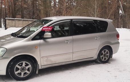 Toyota Ipsum II, 2002 год, 670 000 рублей, 5 фотография