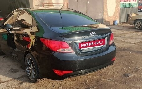 Hyundai Solaris II рестайлинг, 2016 год, 840 000 рублей, 3 фотография