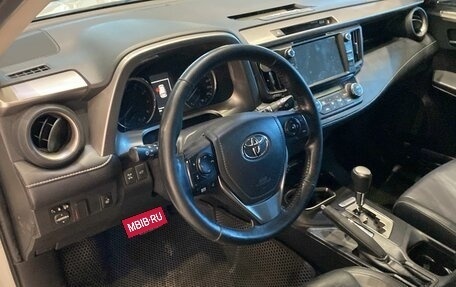 Toyota RAV4, 2017 год, 3 103 000 рублей, 11 фотография