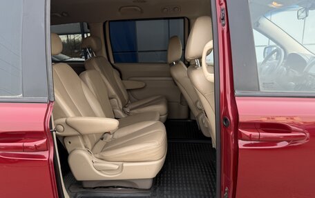 KIA Carnival III, 2010 год, 997 000 рублей, 15 фотография