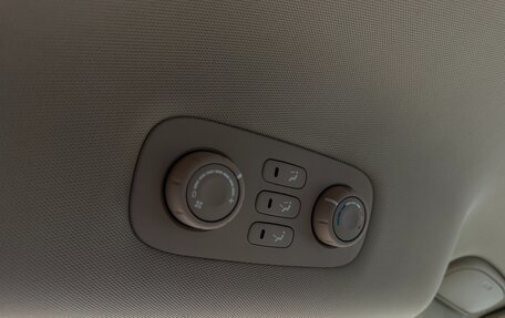 KIA Carnival III, 2010 год, 997 000 рублей, 25 фотография