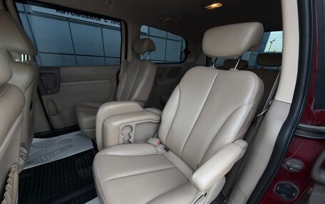 KIA Carnival III, 2010 год, 997 000 рублей, 19 фотография