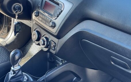 KIA Rio III рестайлинг, 2013 год, 600 000 рублей, 4 фотография