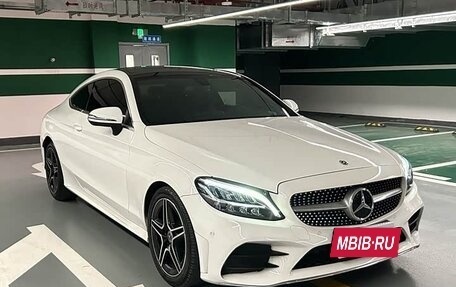 Mercedes-Benz C-Класс, 2022 год, 2 150 000 рублей, 3 фотография