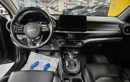 KIA K3, 2022 год, 1 650 000 рублей, 6 фотография