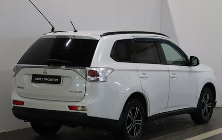 Mitsubishi Outlander III рестайлинг 3, 2012 год, 1 092 000 рублей, 4 фотография