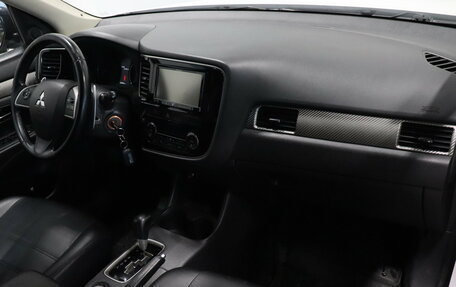 Mitsubishi Outlander III рестайлинг 3, 2012 год, 1 092 000 рублей, 5 фотография