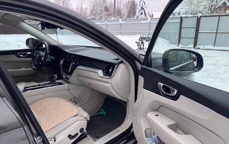 Volvo XC60 II, 2018 год, 3 500 000 рублей, 9 фотография