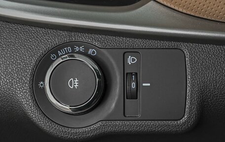 Chevrolet Monza, 2022 год, 1 598 000 рублей, 17 фотография