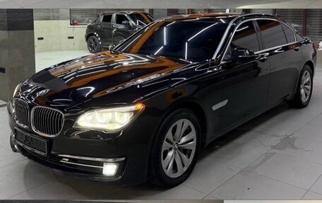 BMW 7 серия, 2015 год, 1 450 000 рублей, 3 фотография