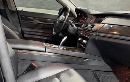 BMW 7 серия, 2015 год, 1 450 000 рублей, 10 фотография