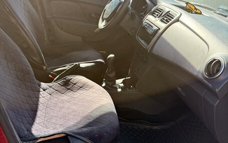 Renault Logan II, 2014 год, 620 000 рублей, 9 фотография