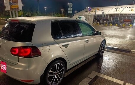 Volkswagen Golf VI, 2009 год, 850 000 рублей, 2 фотография