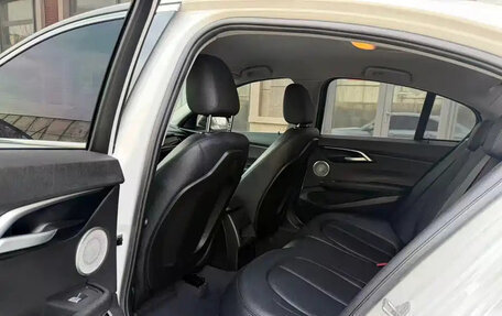 BMW 1 серия, 2022 год, 1 699 000 рублей, 8 фотография