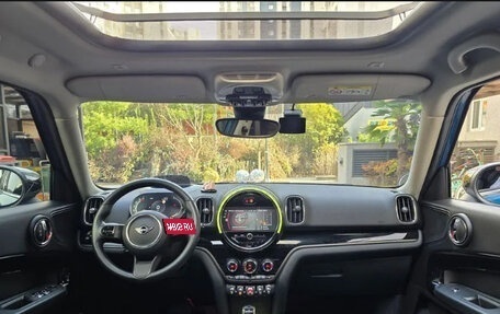 MINI Countryman II (F60), 2022 год, 2 250 000 рублей, 5 фотография